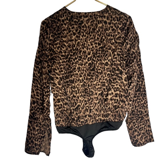 NWT Good American Flowing Faux Wrap Leopard Bodysuit Small - Picture 7 of 12